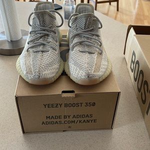 Adidas Yeezy boost 350. Size 6 1/2